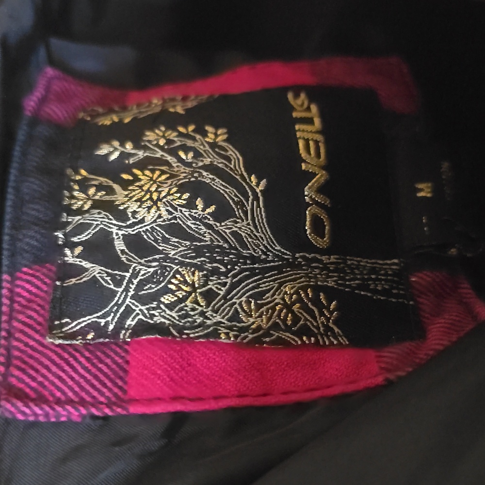 Pink and black plaid shacket - Picture 8 of 8